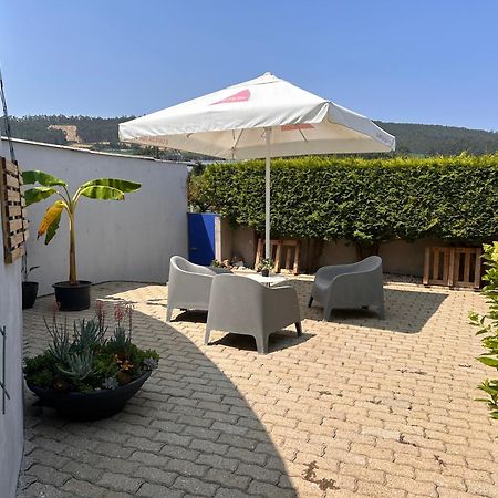 Casa Da Vila Guest House 포보아데바짐 외부 사진