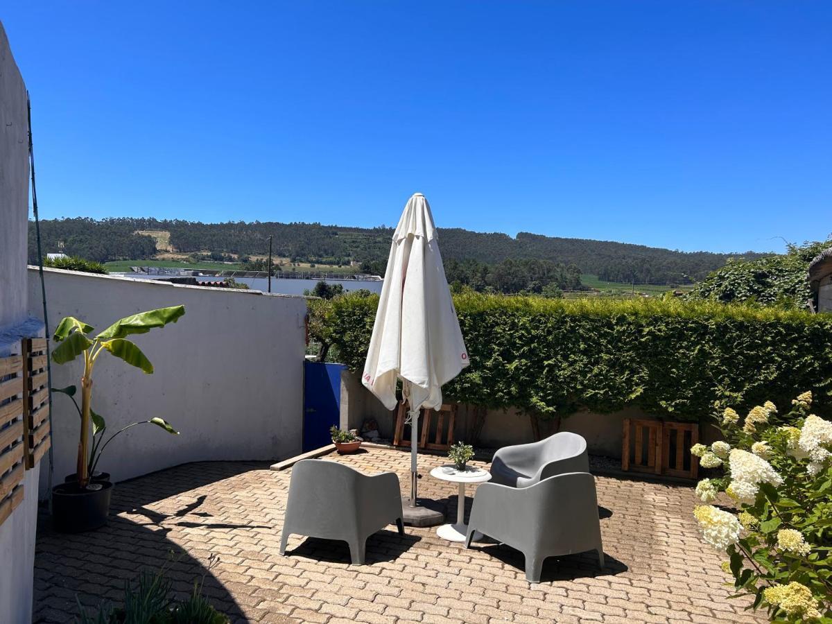 Casa Da Vila Guest House 포보아데바짐 외부 사진
