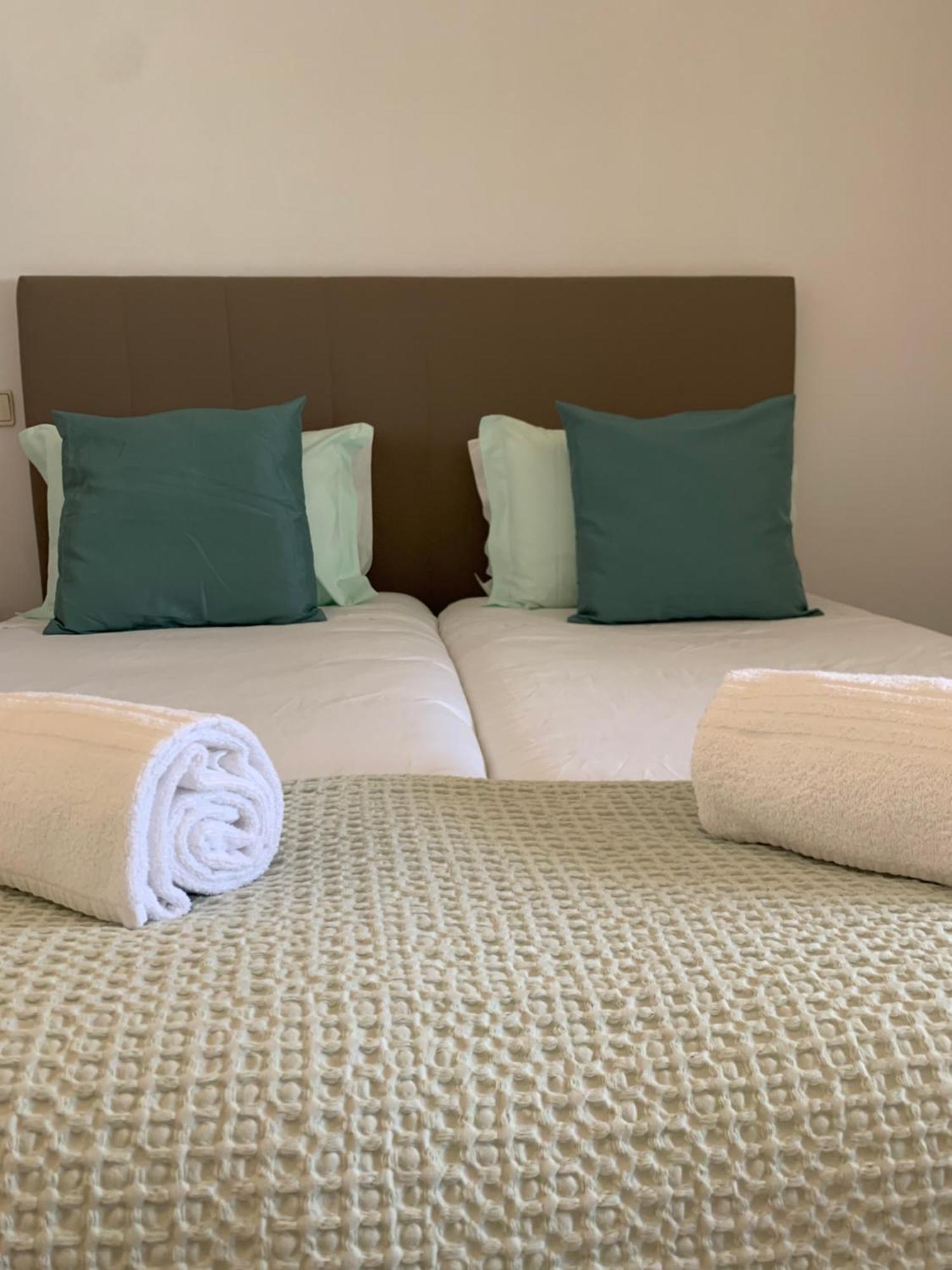 Casa Da Vila Guest House 포보아데바짐 외부 사진